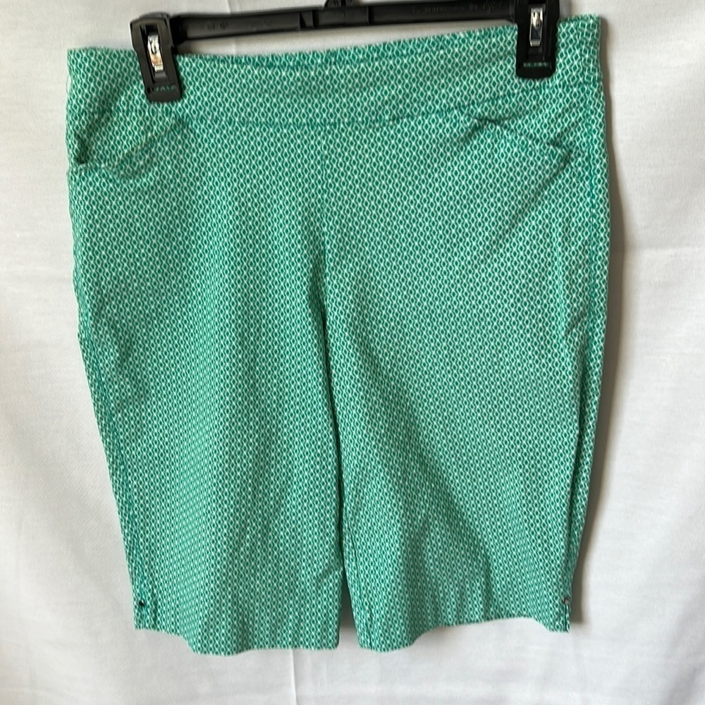 Kim Rogers Size 8 Green White Polka Dot Bermuda Shorts Summer